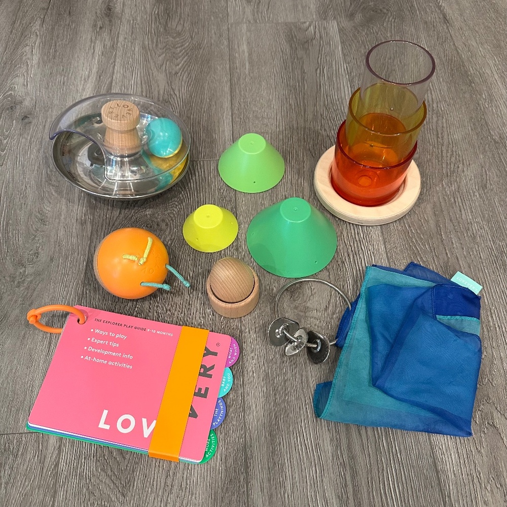 Lovevery The The Explorer Play Kit 9-10 Months